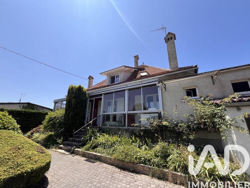 Maison - 137 m² - 6 pièces