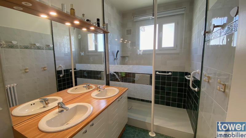 Villa - 149 m² - 6 pièces