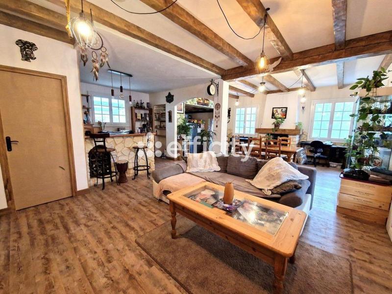 Maison - 123 m² - 6 pièces