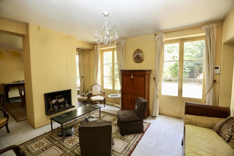 Demeure - 141 m² - 7 pièces