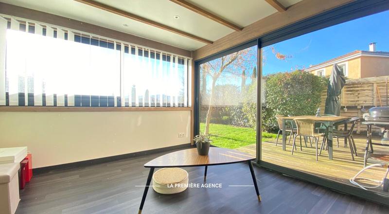 Maison - 94 m² - 5 pièces