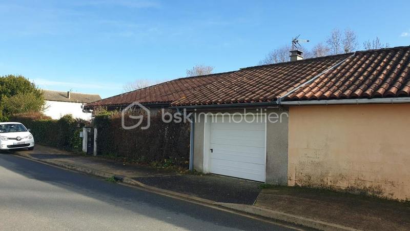 Maison - 95 m² - 5 pièces