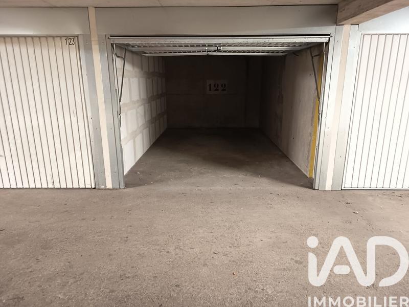 Parking - 14 m²