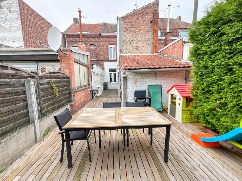 Maison - 90 m² - 4 pièces