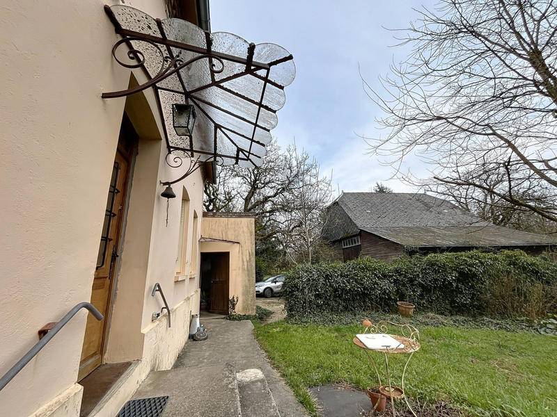 Maison - 178 m² - 10 pièces