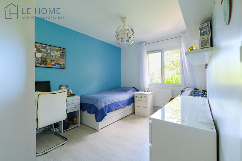 Maison - 143 m² - 7 pièces