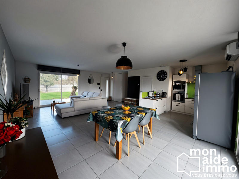 Maison - 100 m² - 4 pièces