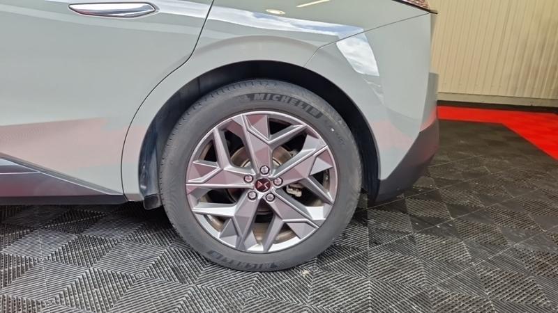 Ds Ds 4 Puretech 130 Eat8 Cross Trocadero