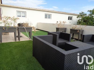 Maison - 220 m² - 6 pièces