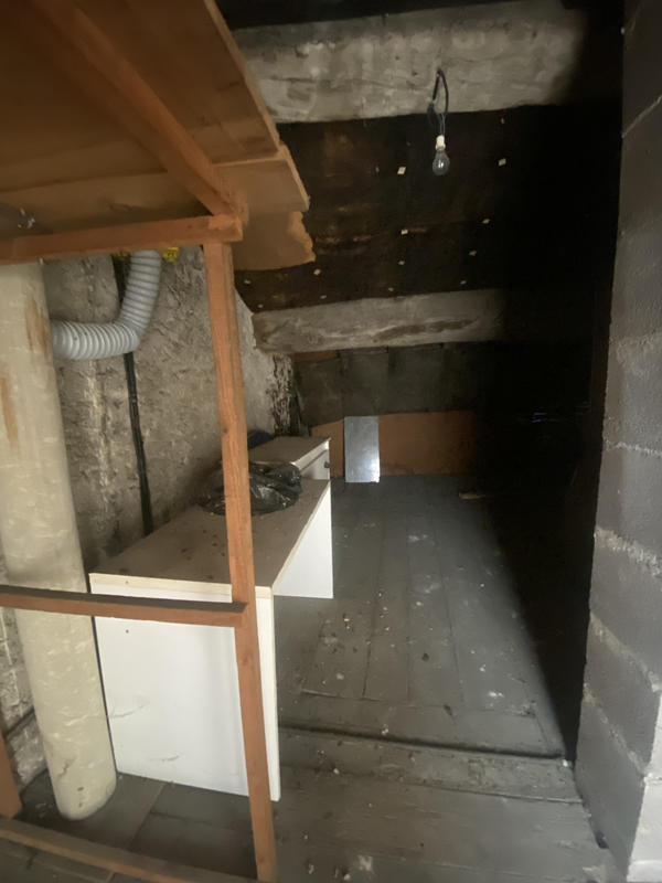 Maison - 310 m² - 5 pièces