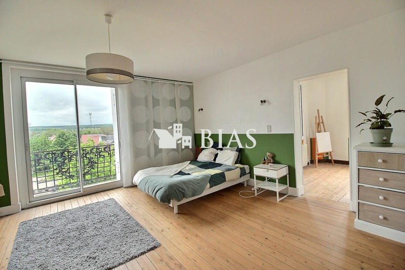 Maison ancienne - 350 m² - 10 pièces