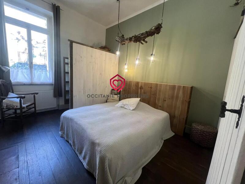 Château - 536 m² - 29 pièces