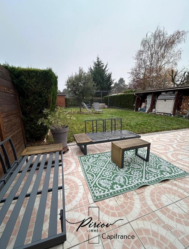 Pavillon - 110 m² - 6 pièces