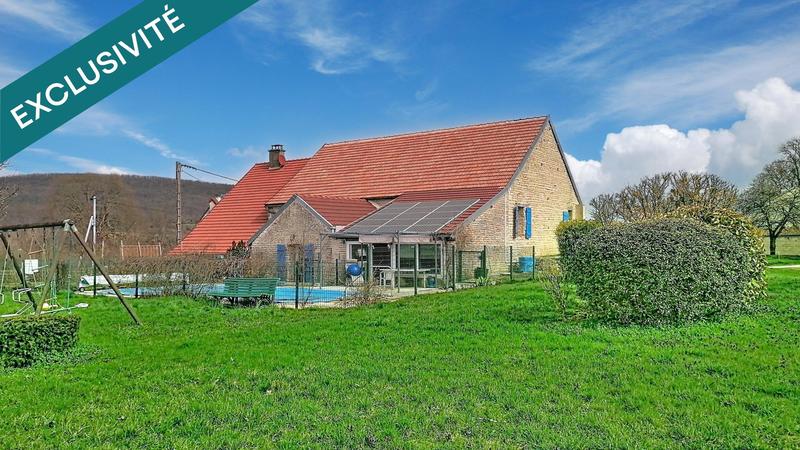 Maison - 278 m² - 9 pièces