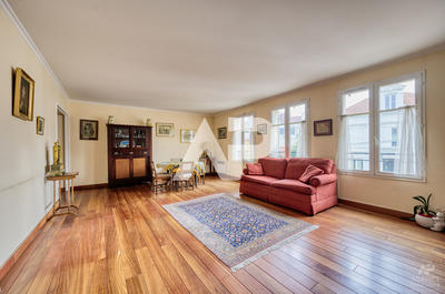 Appartement - 83 m² - 3 pièces