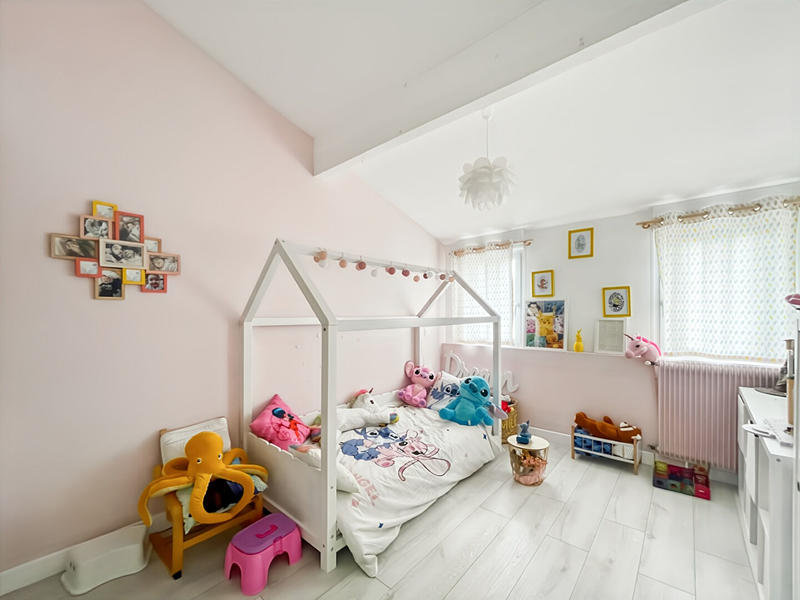 Maison - 136 m² - 5 pièces