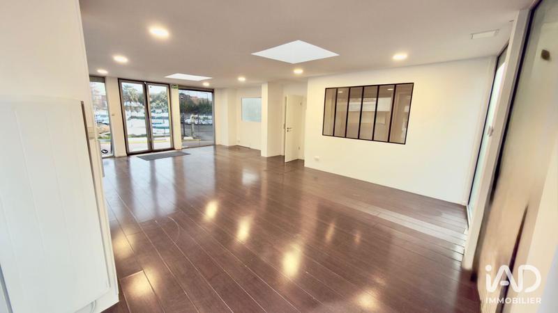 Local commercial - 110 m²