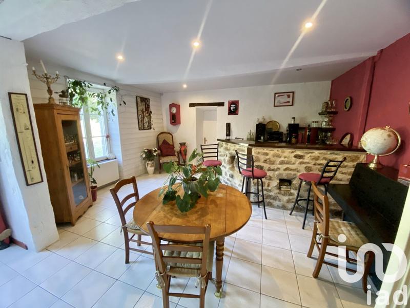 Maison - 174 m² - 7 pièces