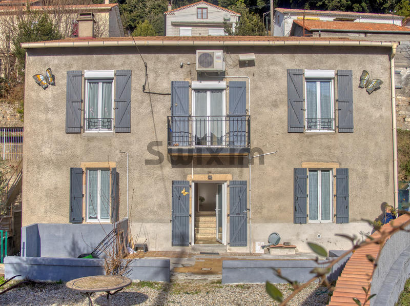 Maison - 144 m² - 6 pièces