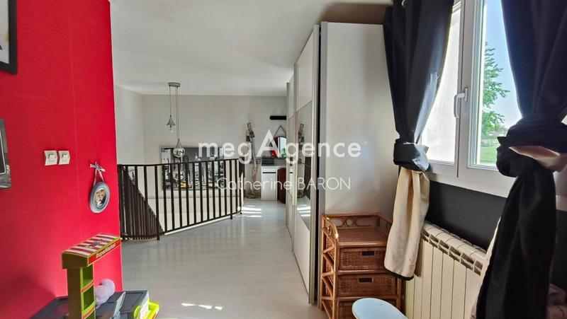 Maison traditionnelle - 212 m² - 8 pièces