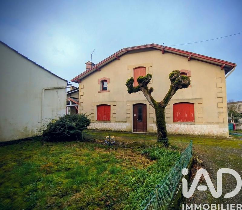 Maison de village - 223 m² - 10 pièces