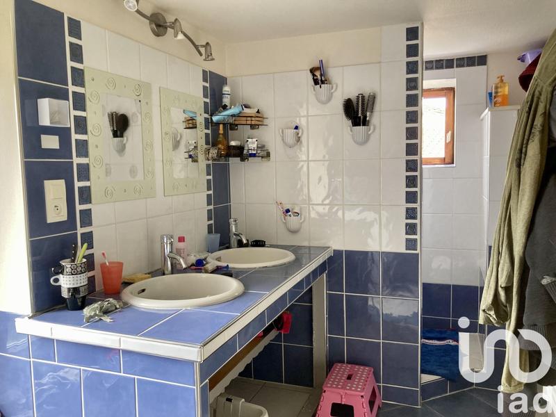 Maison - 310 m² - 11 pièces