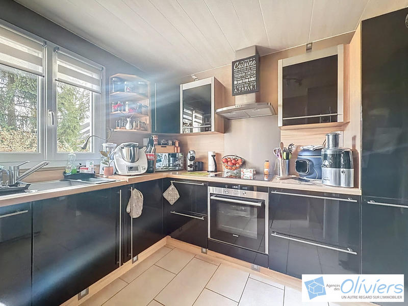 Maison - 97 m² - 6 pièces