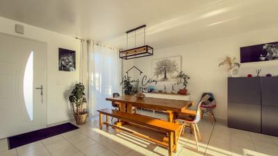 Maison - 84 m² - 3 pièces