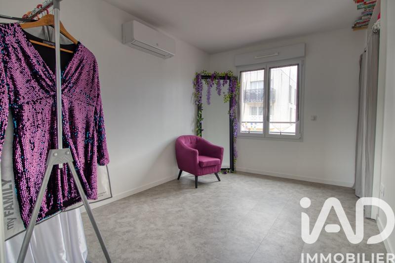 Maison - 96 m² - 5 pièces