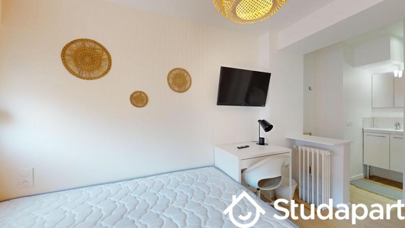 Chambre - 9 m² - 1 pièce