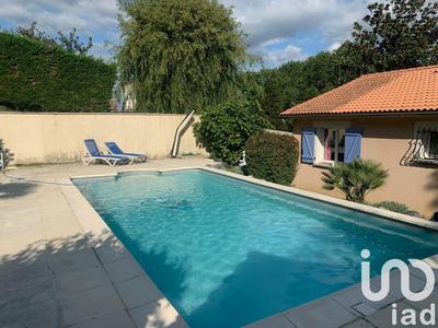 Maison - 203 m² - 7 pièces