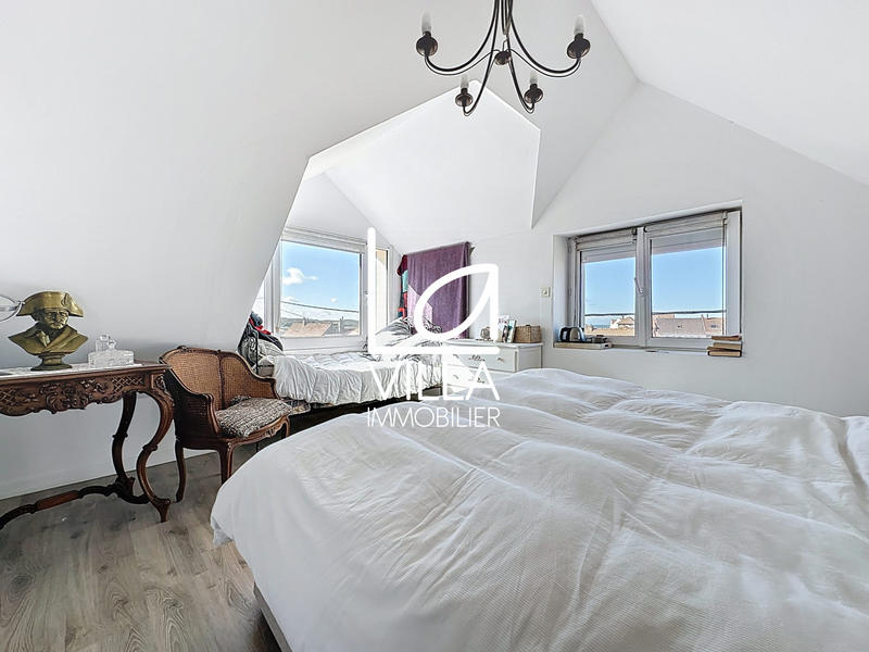 Maison - 100 m² - 6 pièces