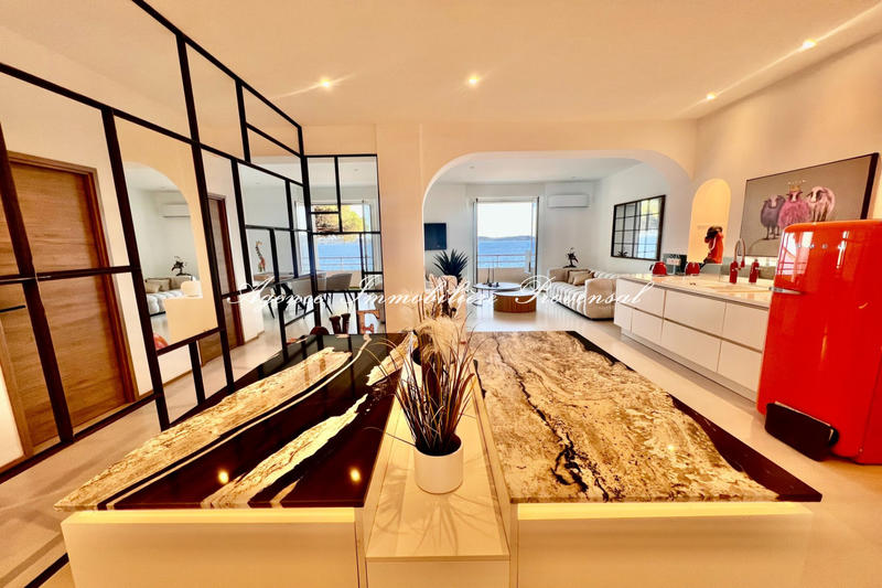 Appartement - 135 m² - 4 pièces