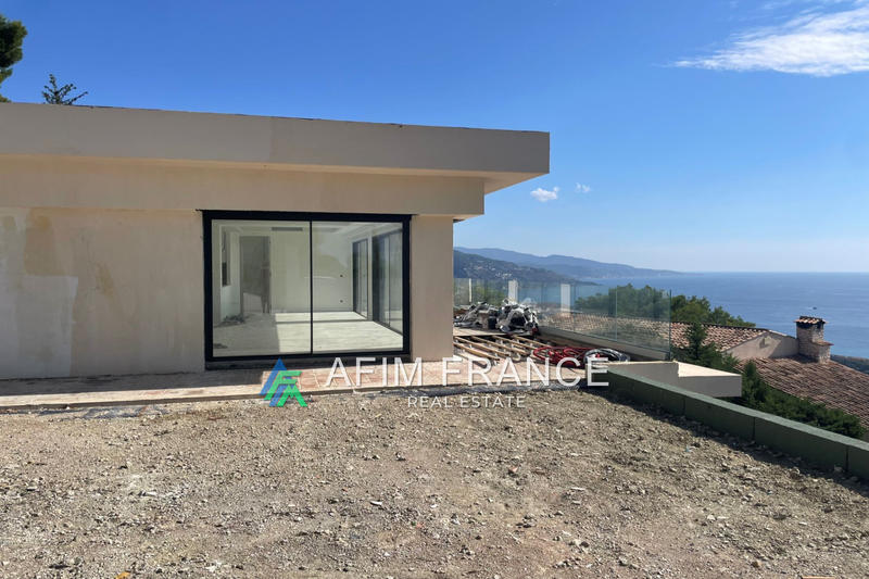 Villa - 235 m² - 5 pièces