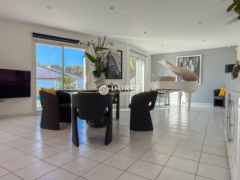 Maison - 158 m² - 5 pièces