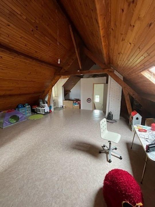 Pavillon - 180 m² - 6 pièces