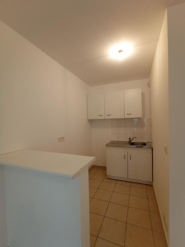 Studio - 27 m² - 1 pièce