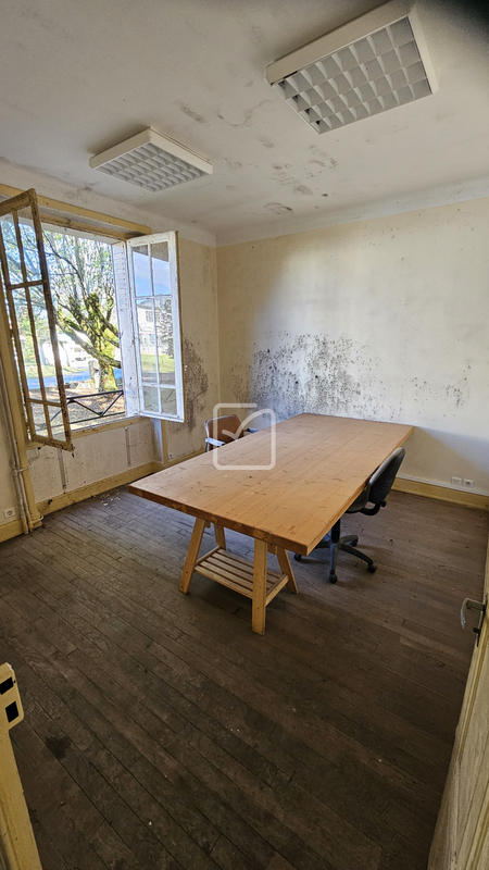 Maison - 100 m² - 6 pièces