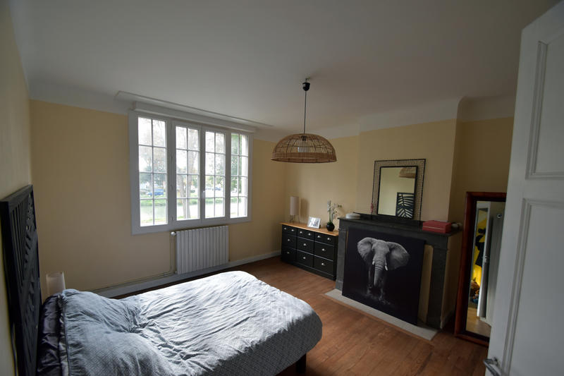 Maison - 166 m² - 7 pièces