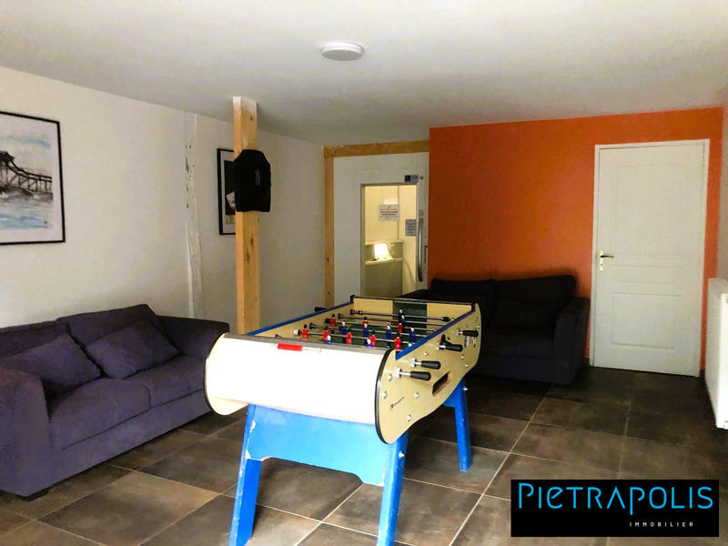 Maison ancienne - 405 m² - 12 pièces