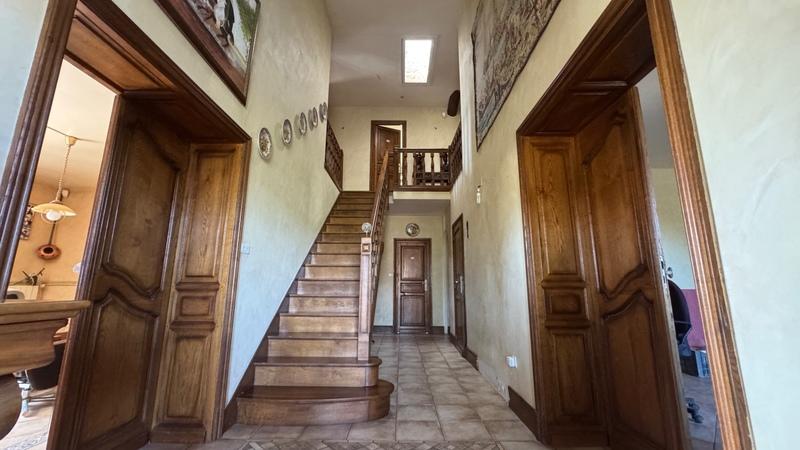 Maison bourgeoise - 277 m² - 7 pièces