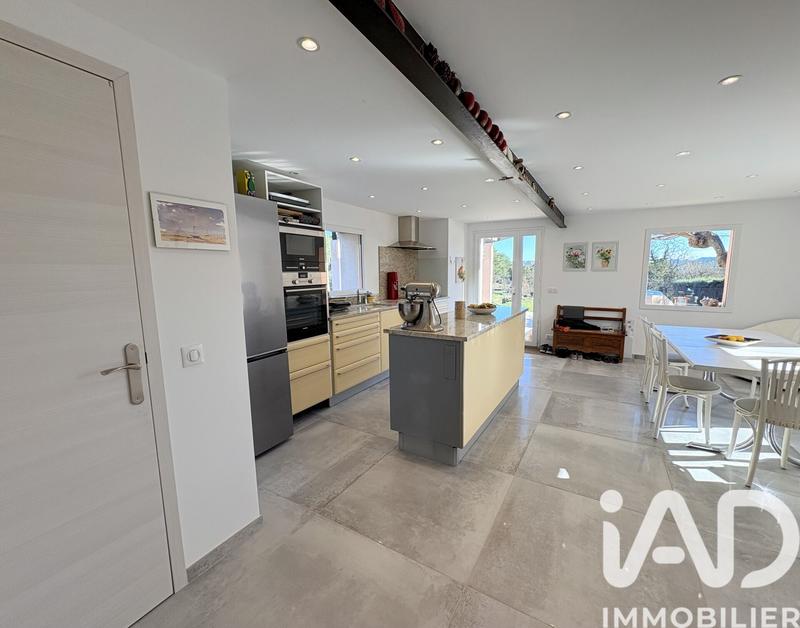 Maison - 142 m² - 4 pièces