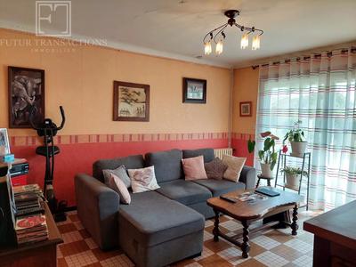 Maison - 75 m² - 5 pièces