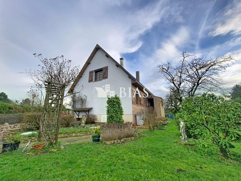 Maison - 140 m² - 6 pièces