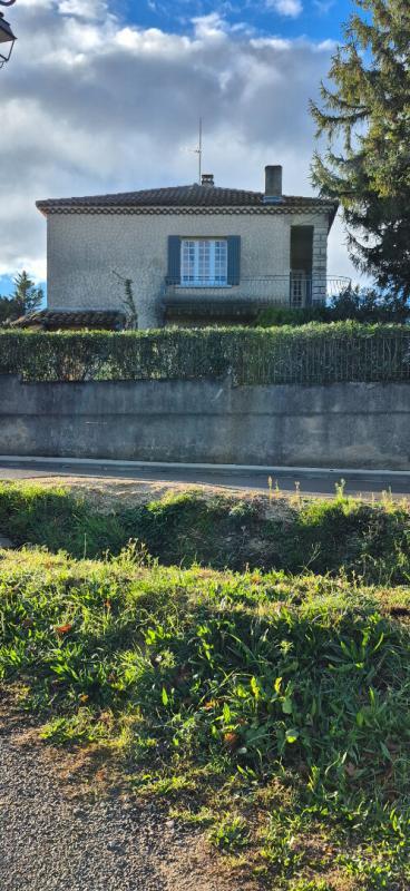 Appartement - 99 m² - 4 pièces