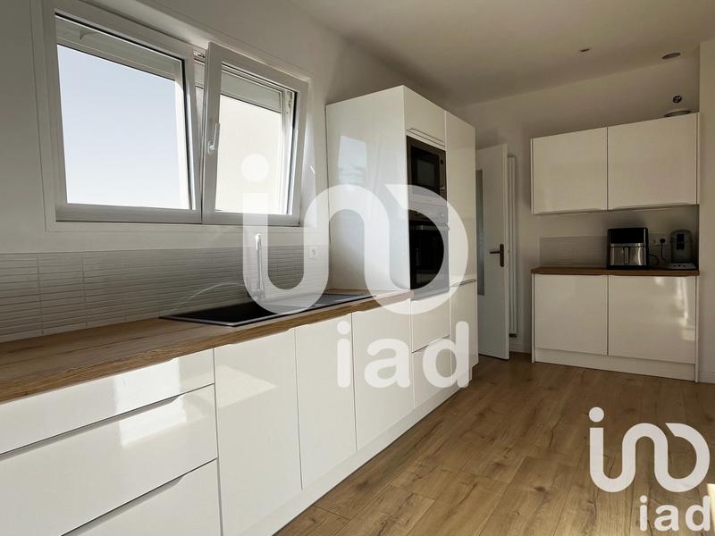 Maison - 182 m² - 8 pièces