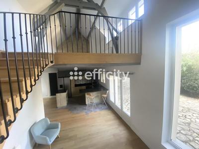 Maison - 208 m² - 8 pièces