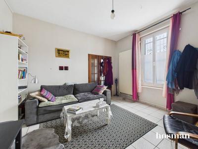 Maison - 93 m² - 4 pièces