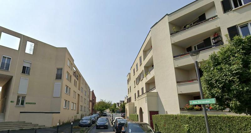 Parking / Garage - 11 m²