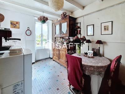 Maison - 86 m² - 4 pièces